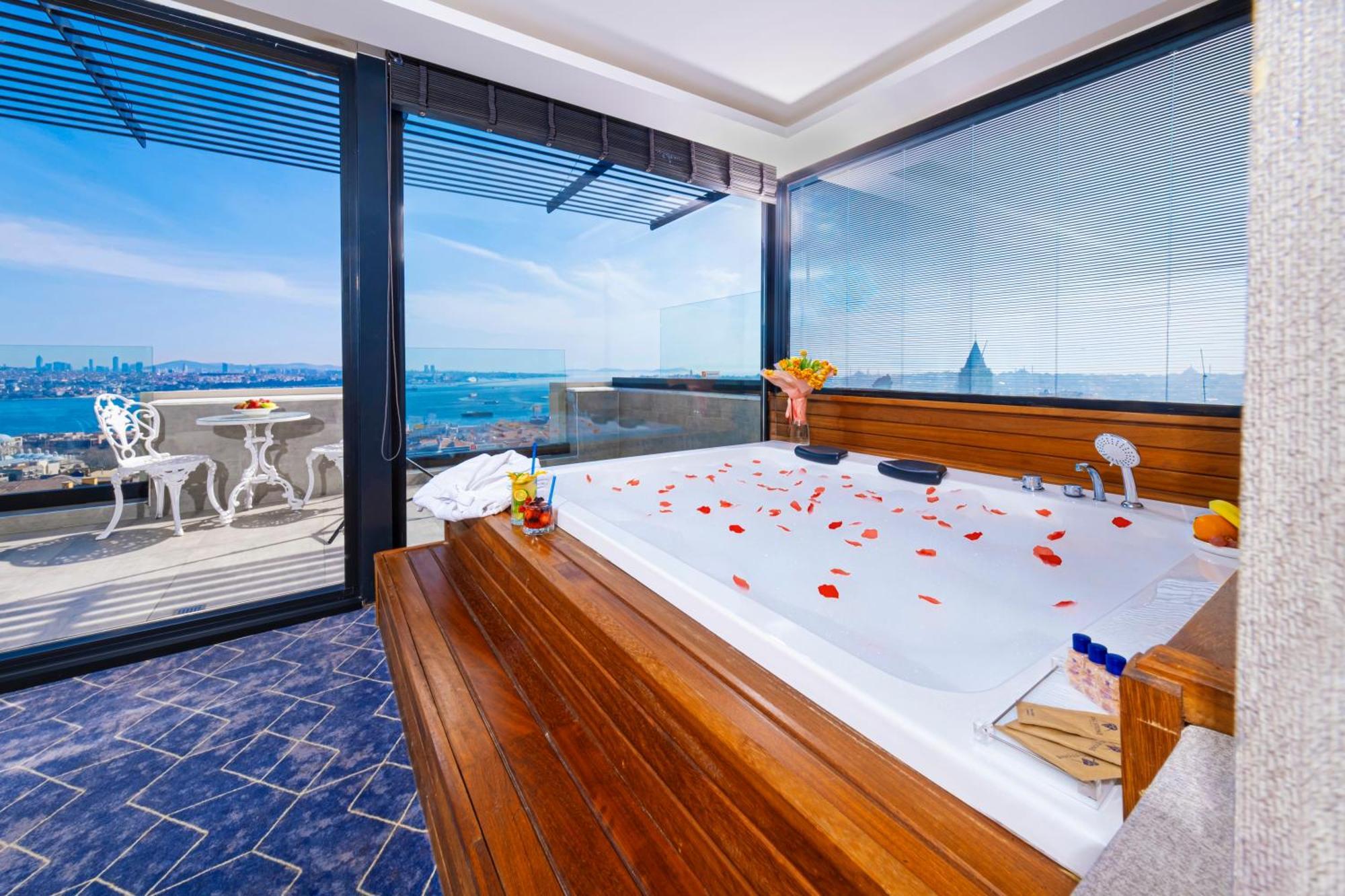 Ring Stone Hotels Bosphorus - Special Class Истанбул Екстериор снимка